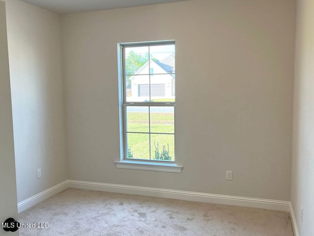 12181 Walker Road, Ocean Springs, MS 39564