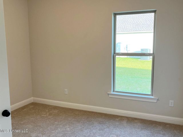 12181 Walker Road, Ocean Springs, MS 39564