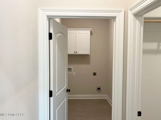 12181 Walker Road, Ocean Springs, MS 39564