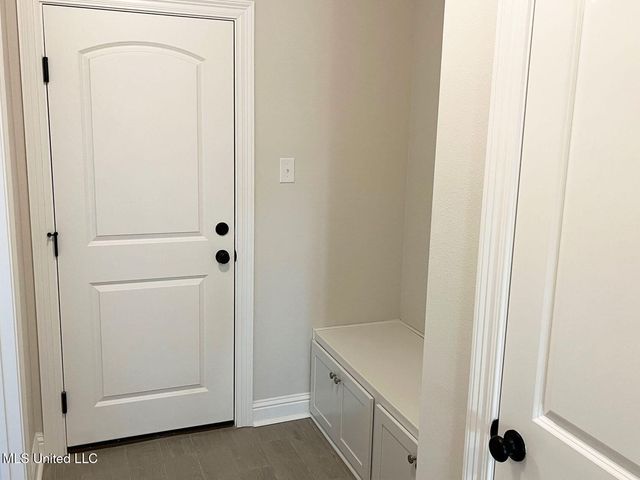 12181 Walker Road, Ocean Springs, MS 39564