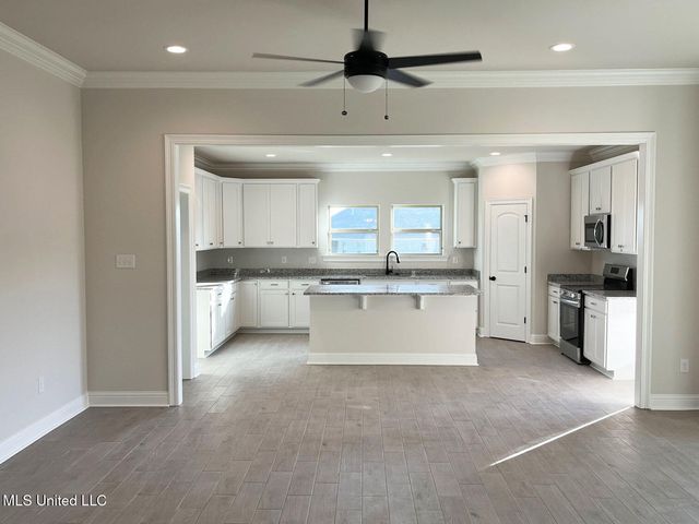 12181 Walker Road, Ocean Springs, MS 39564