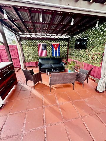 15645 SW 82nd Cir Ln 7-5, Miami, FL 33193