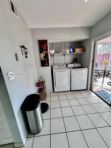 15645 SW 82nd Cir Ln 7-5, Miami, FL 33193