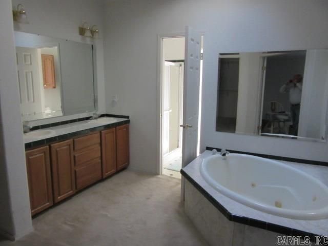 192 Clinton Mountain Road, Greenbrier, AR 72058