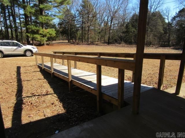 192 Clinton Mountain Road, Greenbrier, AR 72058