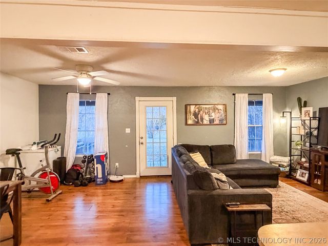 7199 Twin Oak, Kingston, OK 73439