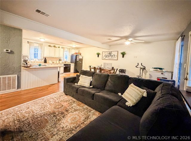 7199 Twin Oak, Kingston, OK 73439