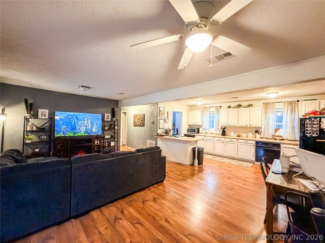 7199 Twin Oak, Kingston, OK 73439