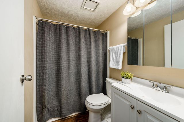 6278 Upperridge Drive, Canal Winchester, OH 43110
