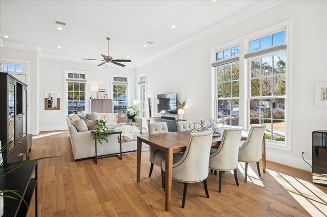 14983 Oak Street, Addison, TX 75001