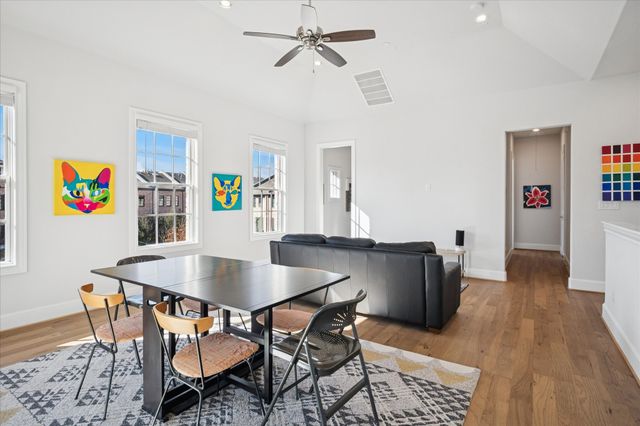 14983 Oak Street, Addison, TX 75001