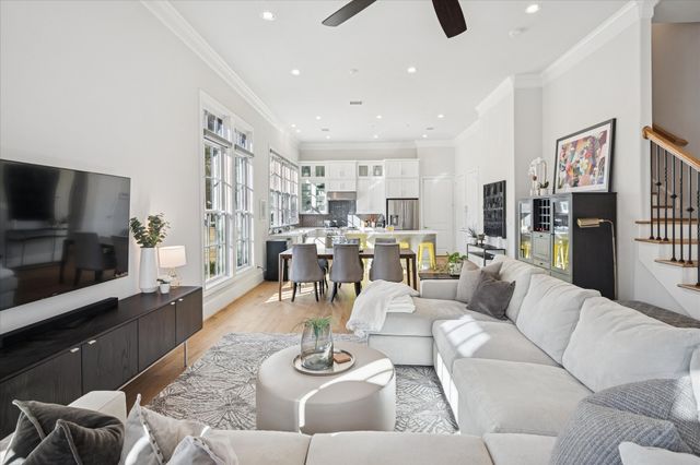 14983 Oak Street, Addison, TX 75001