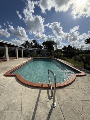 4012 SW 102 court, Miami, FL 33165