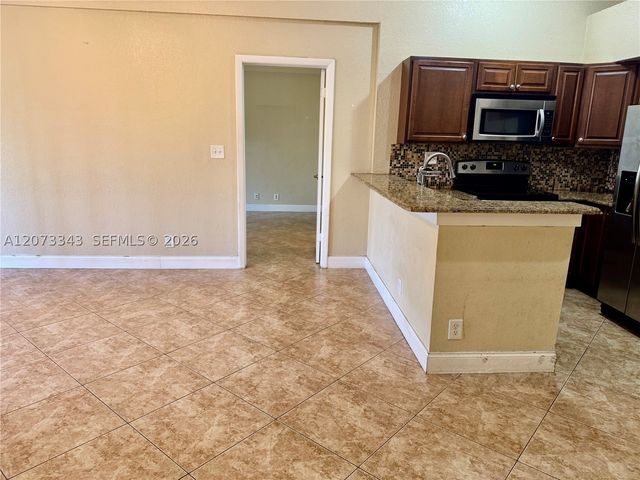 621 Lyons Rd 9205, Coconut Creek, FL 33063