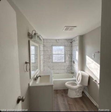 21356 Westview Avenue, Ferndale, MI 48220