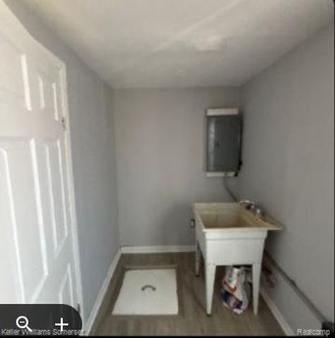 21356 Westview Avenue, Ferndale, MI 48220