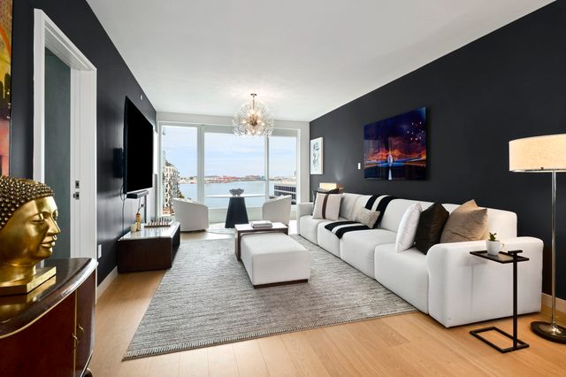 150 Seaport Blvd 8C, Boston, MA 02210