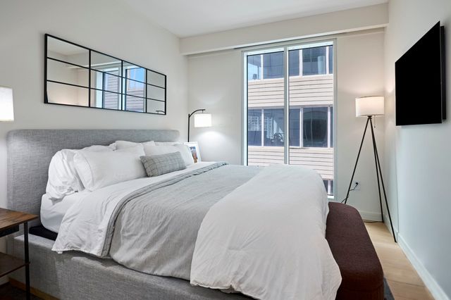 150 Seaport Blvd 8C, Boston, MA 02210