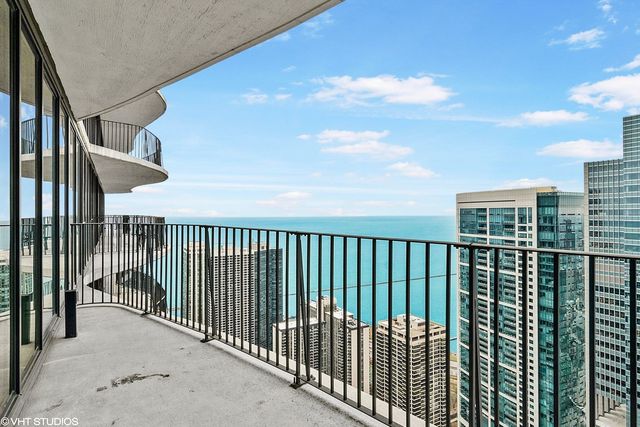 225 N Columbus Drive 6608, Chicago, IL 60601