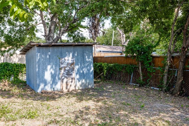 3020 P Avenue, Plano, TX 75074