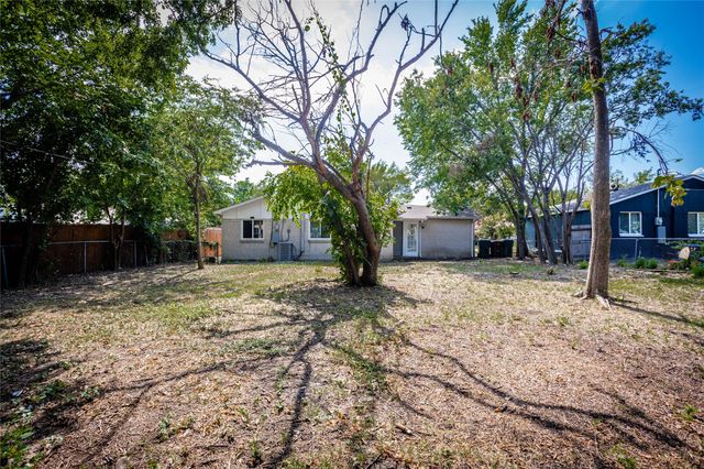 3020 P Avenue, Plano, TX 75074