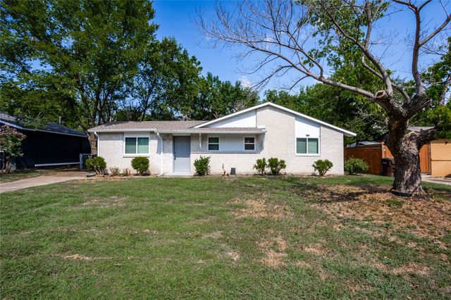 3020 P Avenue, Plano, TX 75074
