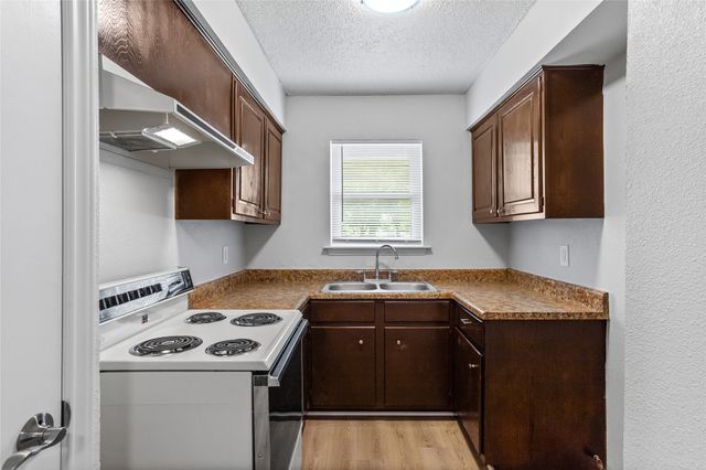 3020 P Avenue, Plano, TX 75074