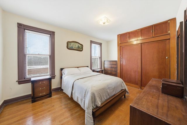 11223 S Forrestville Avenue, Chicago, IL 60628