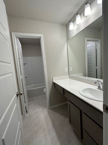 6024 Pitcher Way, Providence Village, TX 76227