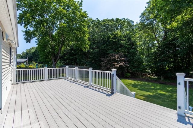 16 Leonard Rd, Sharon, MA 02067