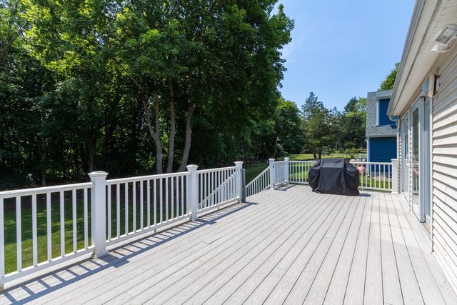 16 Leonard Rd, Sharon, MA 02067
