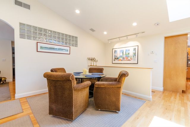 16 Leonard Rd, Sharon, MA 02067