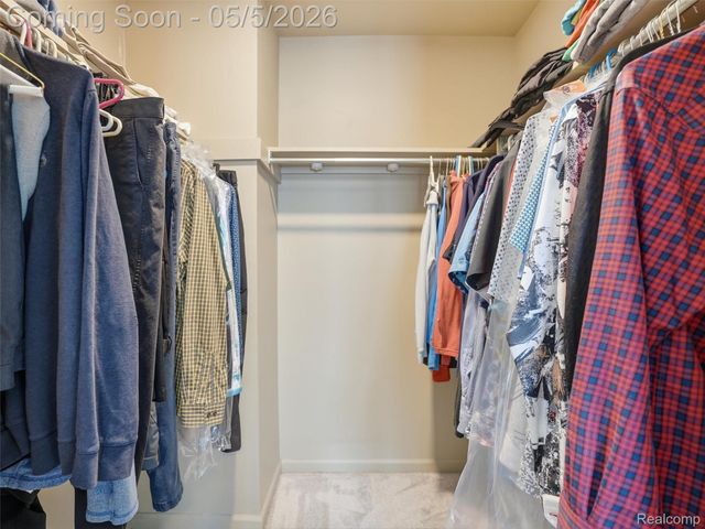135 W Kenilworth Avenue, Royal Oak, MI 48067