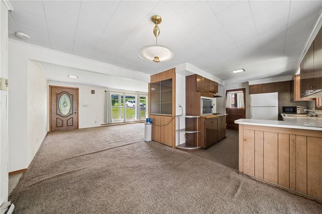 6290 Italy Rd, Murrysville, PA 15632