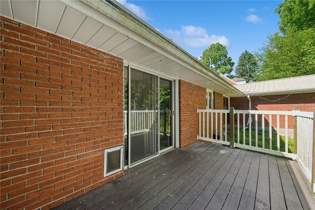 6290 Italy Rd, Murrysville, PA 15632