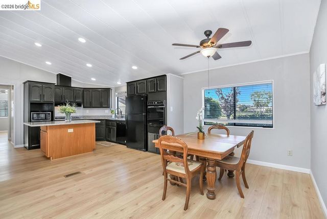 7770 Lone Tree Way, Brentwood, CA 94513