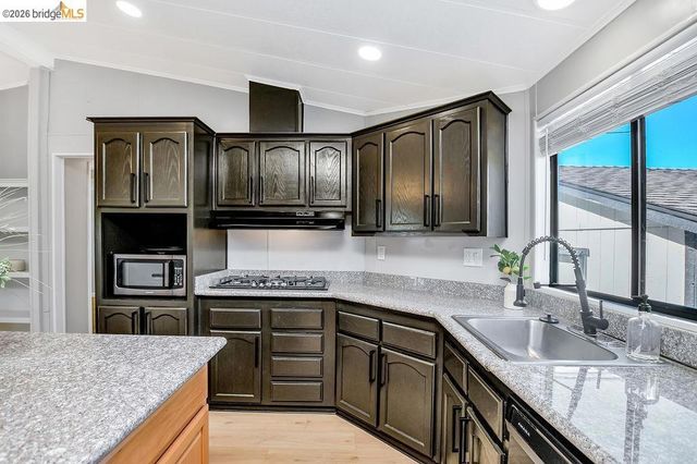 7770 Lone Tree Way, Brentwood, CA 94513