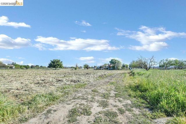 7770 Lone Tree Way, Brentwood, CA 94513