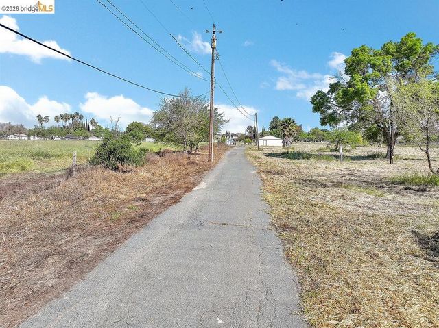 7770 Lone Tree Way, Brentwood, CA 94513