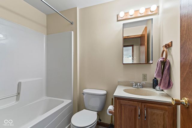 5161 E SR144, Mooresville, IN 46158