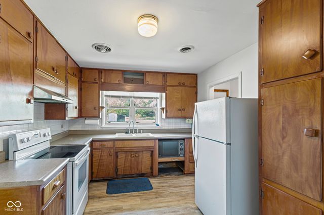 5161 E SR144, Mooresville, IN 46158