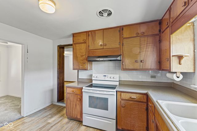 5161 E SR144, Mooresville, IN 46158