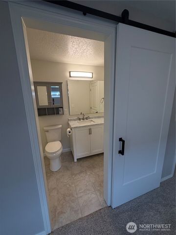 1242 SW Carver Street, College Place, WA 99324