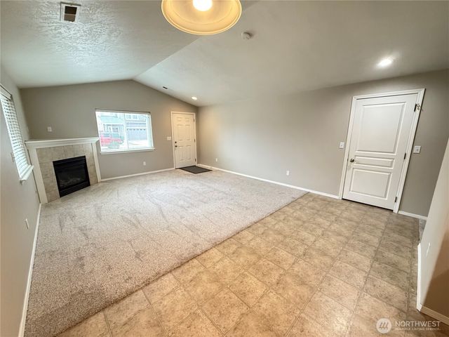 1242 SW Carver Street, College Place, WA 99324