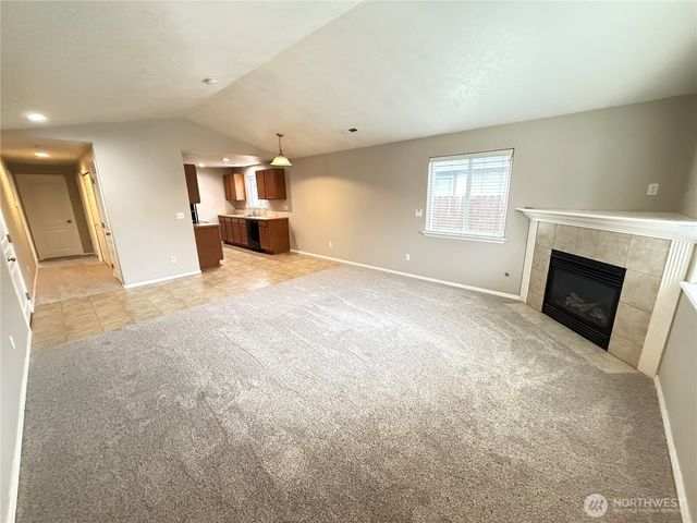 1242 SW Carver Street, College Place, WA 99324