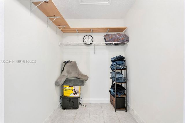 3840 Farragut St, Hollywood, FL 33021