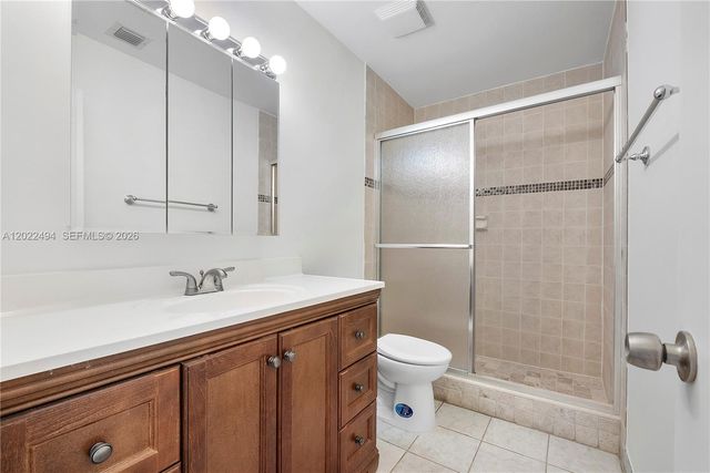 3840 Farragut St, Hollywood, FL 33021