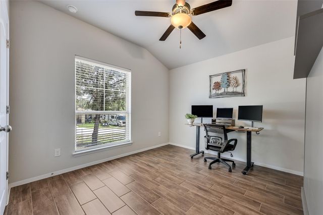 21804 Crystal WAY, Lago Vista, TX 78645