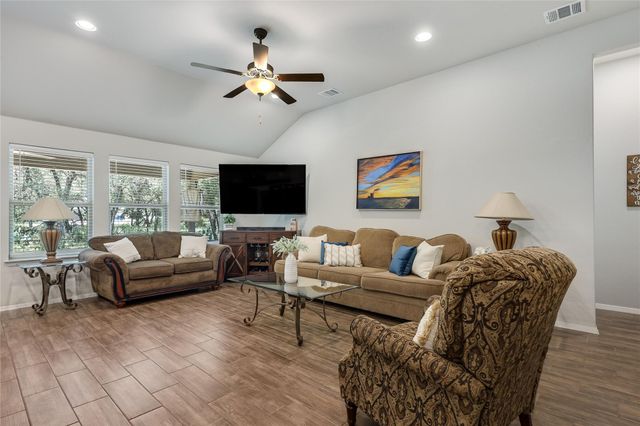 21804 Crystal WAY, Lago Vista, TX 78645
