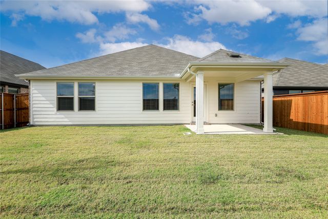 3405 Pat Mayse Drive, Farmersville, TX 75442